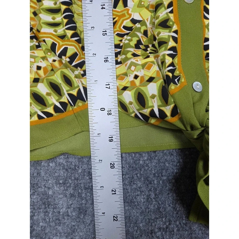 Rose Olive Geometric‎ Print Button Up Shirt Women's Green